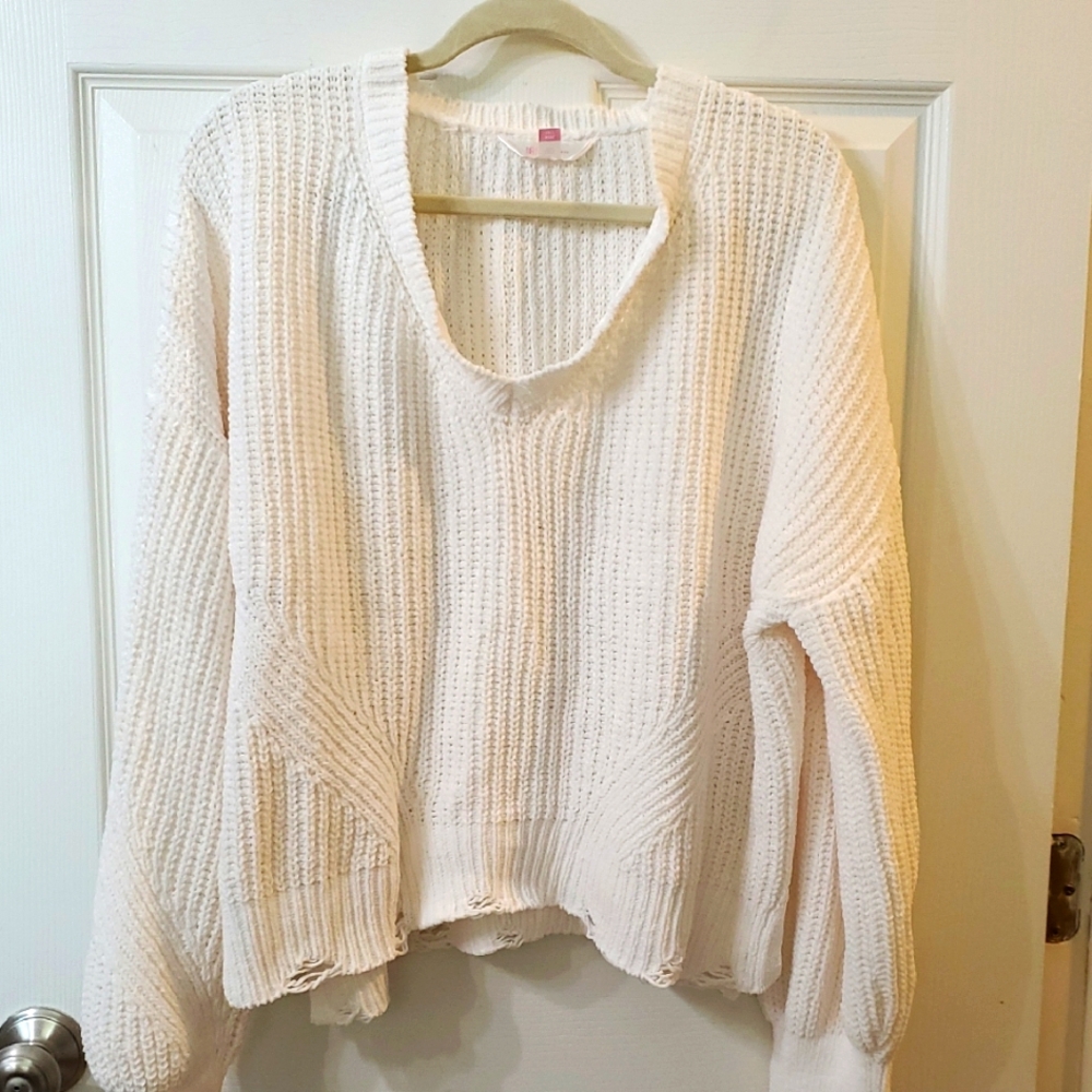 No Boundaries Cream V-Neck Sweater XXXL 21